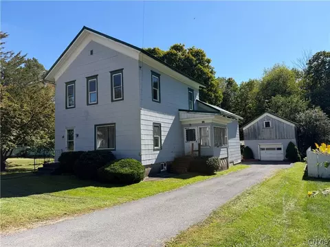 185 Salisbury St, Sandy Creek, NY 13145