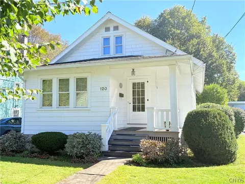 120 Lyon Pl, Utica, NY 13502