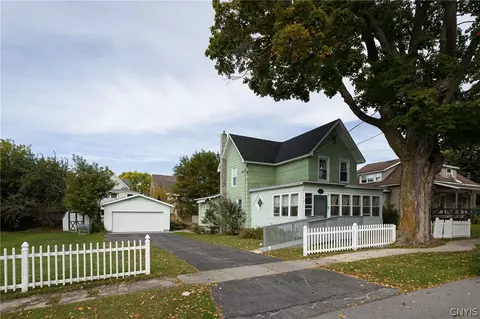 615 Lillian St, Watertown, NY 13601