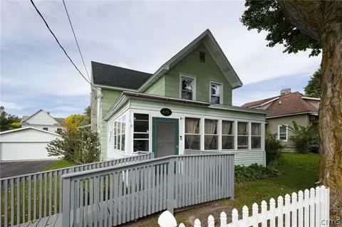 615 Lillian St, Watertown, NY 13601