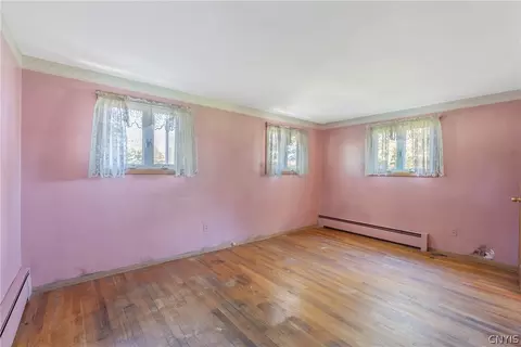 Bedroom - 7878 Dewitt Dr, Lysander, NY 13027 photo 3 of 11