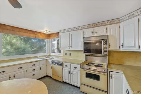 Kitchen - 7878 Dewitt Dr, Lysander, NY 13027 photo 3 of 5