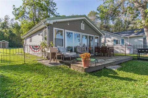 24863 Logans Rd, Lyme, NY 13693