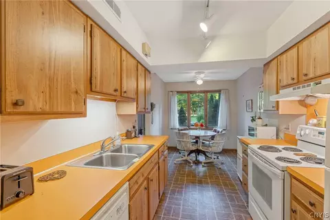 Kitchen - 8708 E Patrol Rd, Lysander, NY 13027 photo 4 of 5