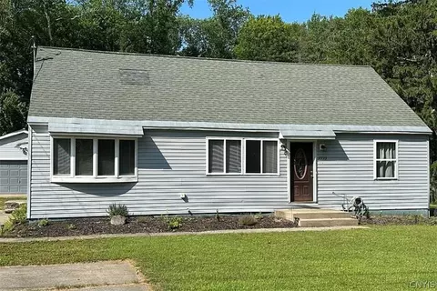 7733 Starlane Dr, Floyd, NY 13440