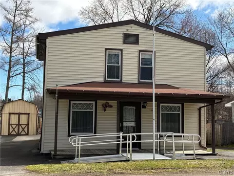 5342 Canal St, Verona, NY 13478