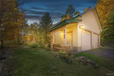 3985 Williams Corners Rd, Morrisville, NY 13408