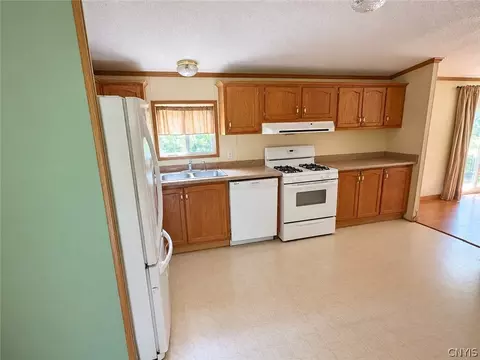 Kitchen - 9600 Powers Rd, Cato, NY 13166 photo 2 of 6