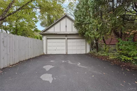 Exterior - 102 Berkeley Dr, Syracuse, NY 13210 photo 11 of 13