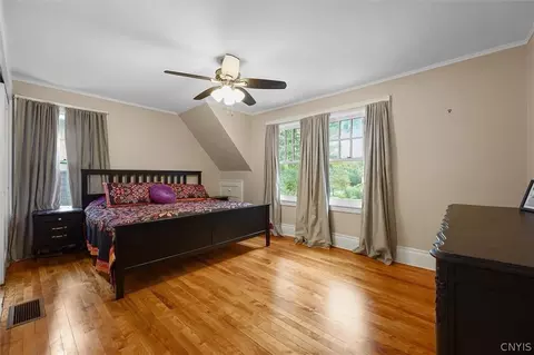 Bedroom - 102 Berkeley Dr, Syracuse, NY 13210 photo 1 of 5