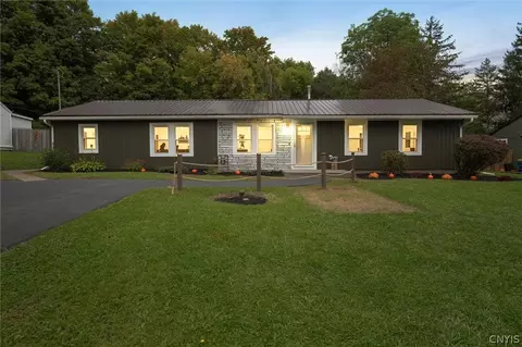 106 Resseguie Dr, Van Buren, NY 13209