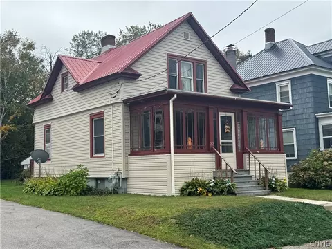 22 E Spofford Ave, Manheim, NY 13329