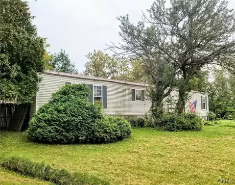 34724 Bubba Ln, Cape Vincent, NY 13618