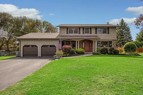 4852 Carey Dr, Manlius, NY 13104