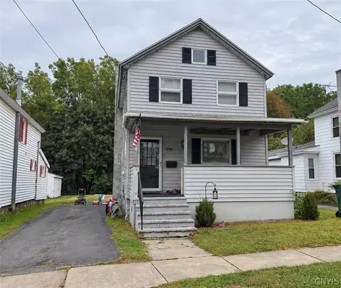 151 W Mohawk St, Oswego, NY 13126