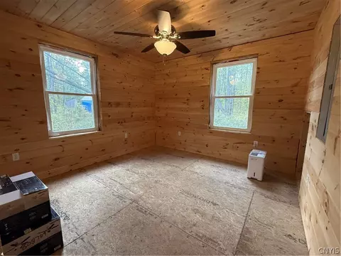 Bedroom - 370 Kenyon Rd, Mexico, NY 13114 photo 3 of 3