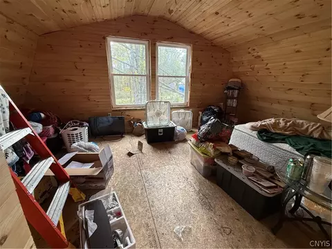 Bedroom - 370 Kenyon Rd, Mexico, NY 13114 photo 1 of 3