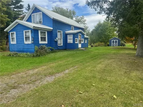 2736 Us Route 11, Parish, NY 13131