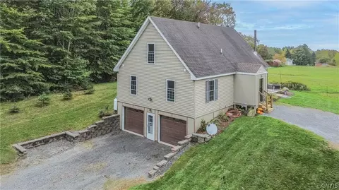 250 Bremm Rd, Lacona, NY 13083