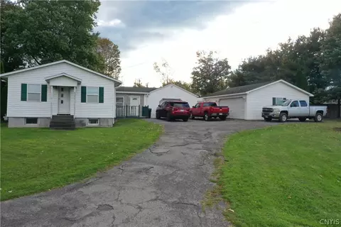 7528 Grant Avenue Rd, Sennett, NY 13021