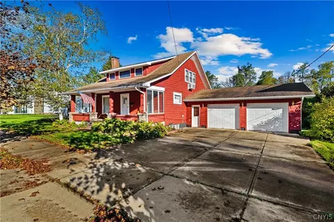 42 Spencer St, Manheim, NY 13329
