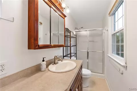 Bath - 8763 Foxfire Ln, Lysander, NY 13027 photo 2 of 3