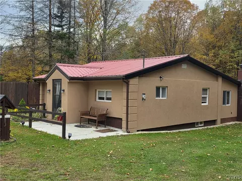 1053 Grant Rd, Russia, NY 13324