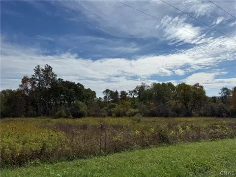 Macintyre, Deerfield, NY 13502 photo 5