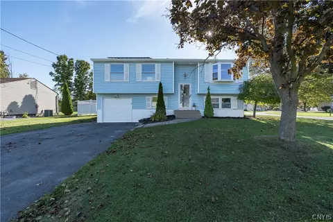 4924 Delconte Cir, Liverpool, NY 13088