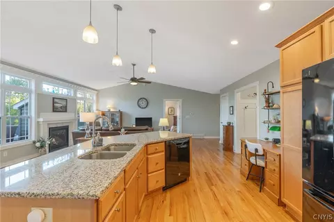 Kitchen - 8728 N Entry Rd, Lysander, NY 13027 photo 6 of 10