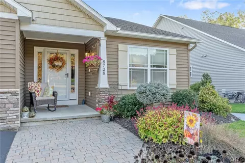 Exterior - 8728 N Entry Rd, Lysander, NY 13027 photo 3 of 6