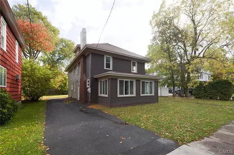 521 Holcomb St, Watertown, NY 13601