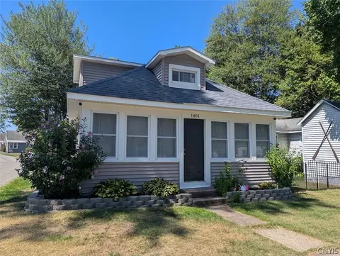 1401 Vienna Rd, Vienna, NY 13157