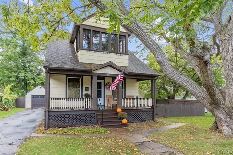 4704 James St, East Syracuse, NY 13057