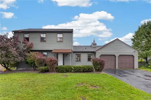 7672 Dominion Pkwy, Liverpool, NY 13090