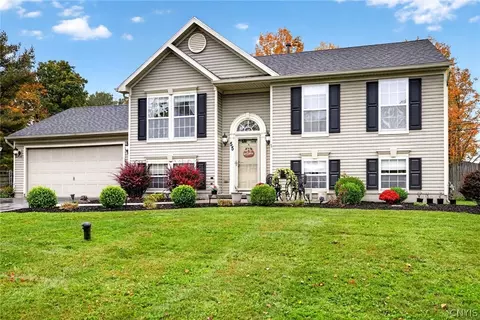 55 Athena Dr, Lysander, NY 13027