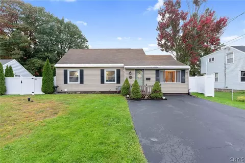 143 Hazelhurst Ave, North Syracuse, NY 13212