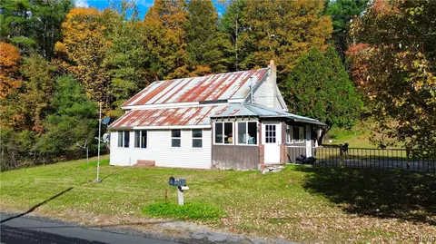 561 Emmonsburg Rd, Salisbury, NY 13454