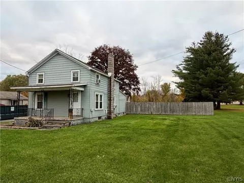 716 Phillips St, Fulton, NY 13069