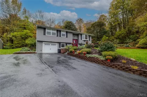 511 W Cortland St, Groton, NY 13073