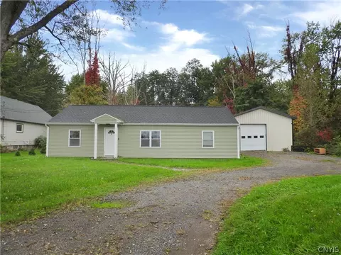 6457 Fremont Rd, East Syracuse, NY 13057