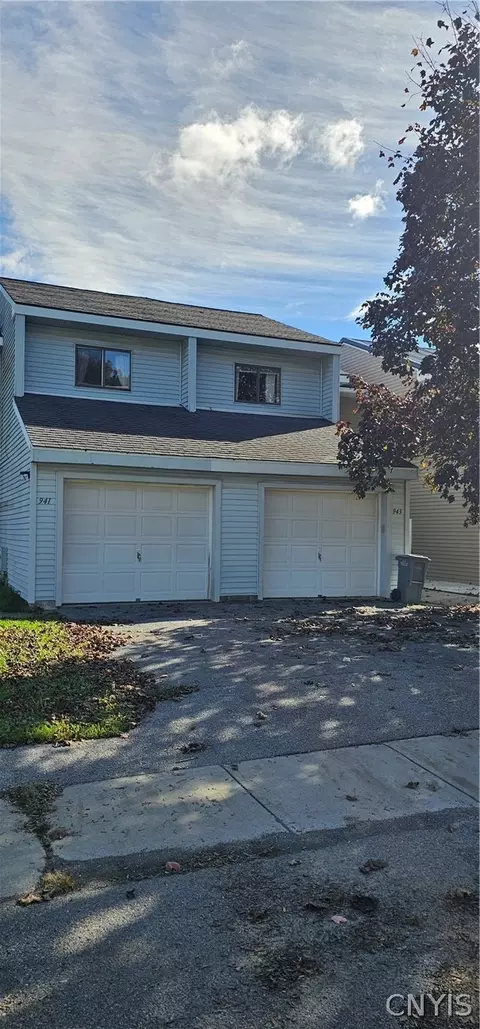 943 Kieff Dr, Watertown, NY 13601