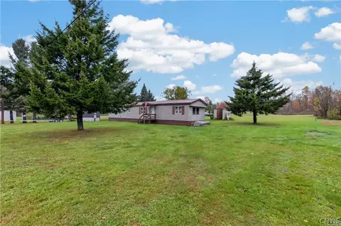 112 Center Rd, Boylston, NY 13083