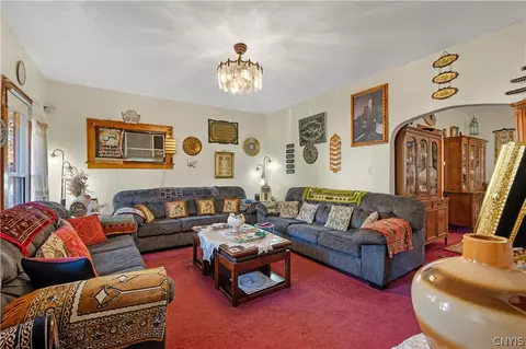 Living - 235 Putnam St, Syracuse, NY 13204 photo 1 of 2