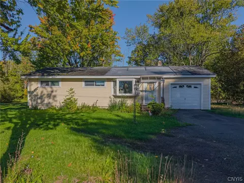 715 N Peterboro St, Lenox, NY 13032