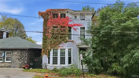 531 Garden St, Little Falls, NY 13365