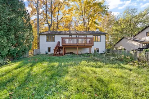 Exterior - 3191 Fields End Dr, Lysander, NY 13027 photo 3 of 4