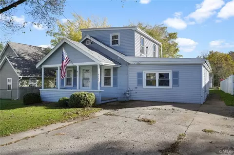 4530 Grace Pl, Onondaga, NY 13078