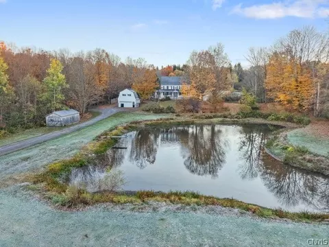 106 Snyder Rd, Lacona, NY 13083