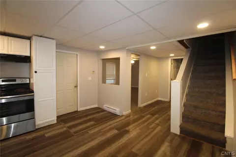 Entry Way - 9 Spring St, Schroeppel, NY 13135 photo 2 of 7